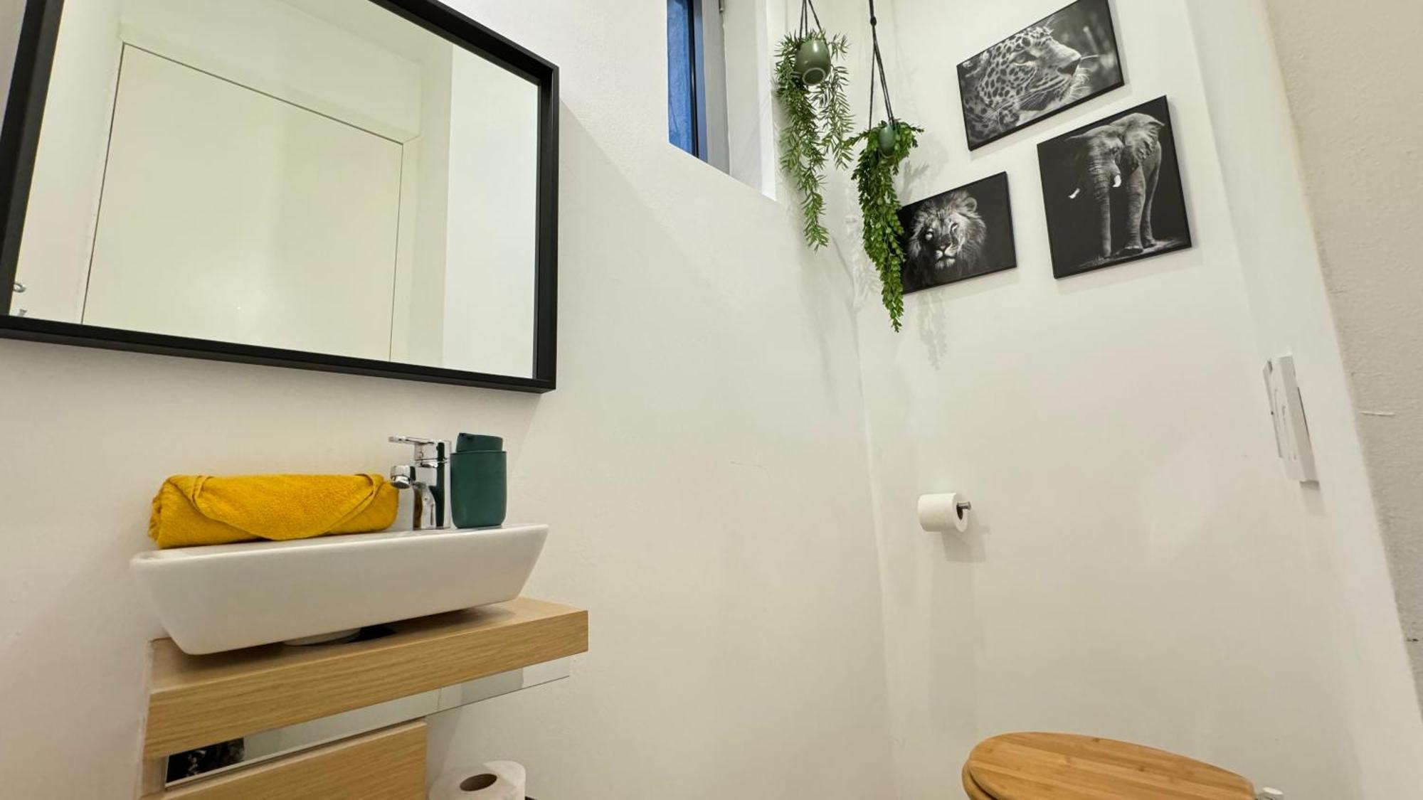 African Paradise With Jacuzzi & Sauna Apartment Wien